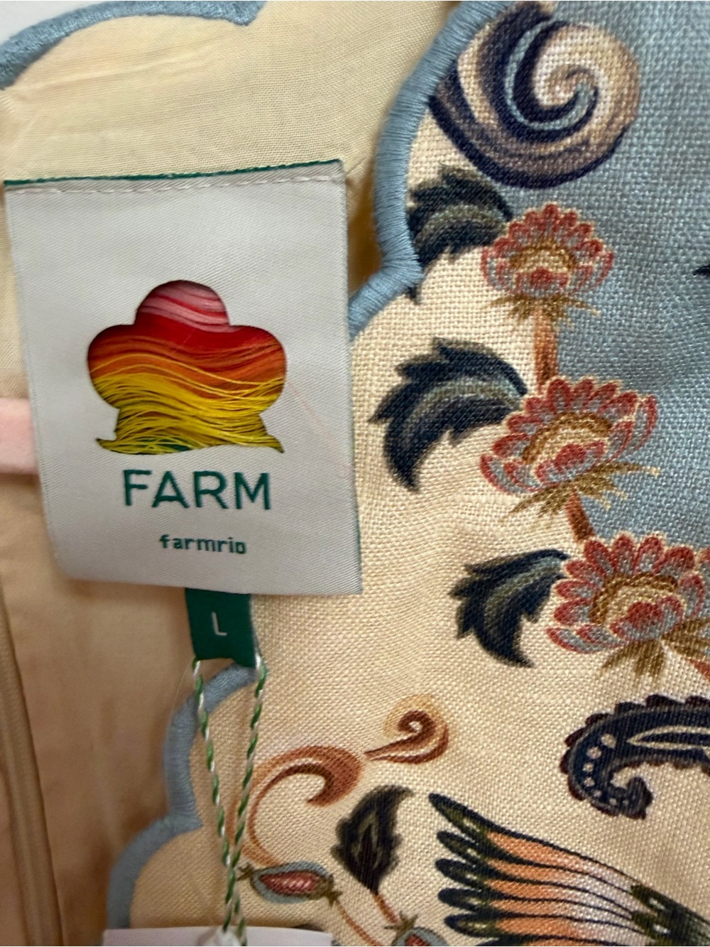 FARM Rio Butter Yellow Boho Beauty Top Size Large - Picture 8 of 9